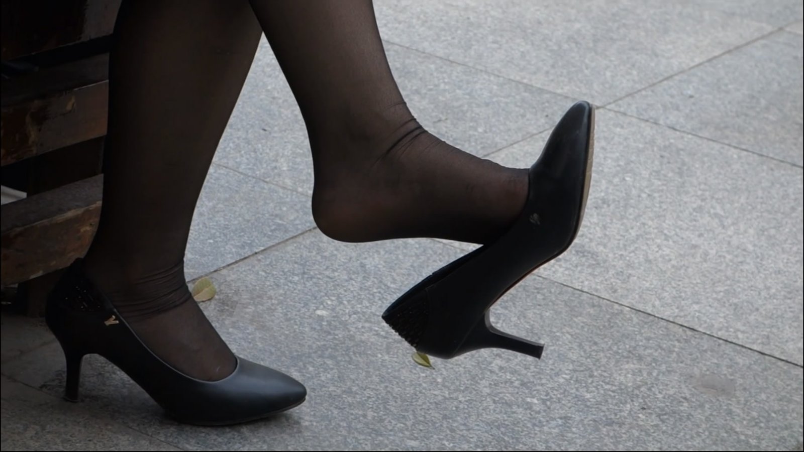 streetsnapdangl[00 01 17][20181129 222513 6]